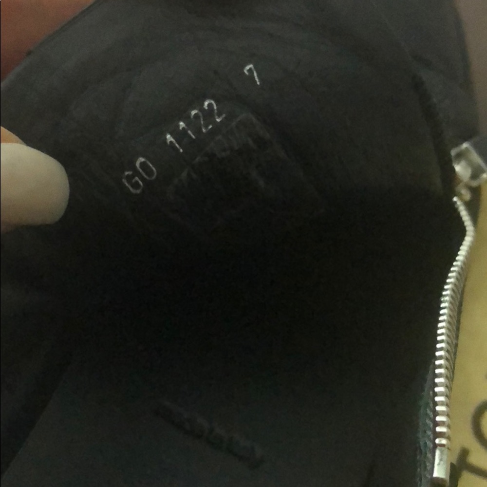 Louis Vuitton Black Damier shoes original 100% - Picture 3 of 5